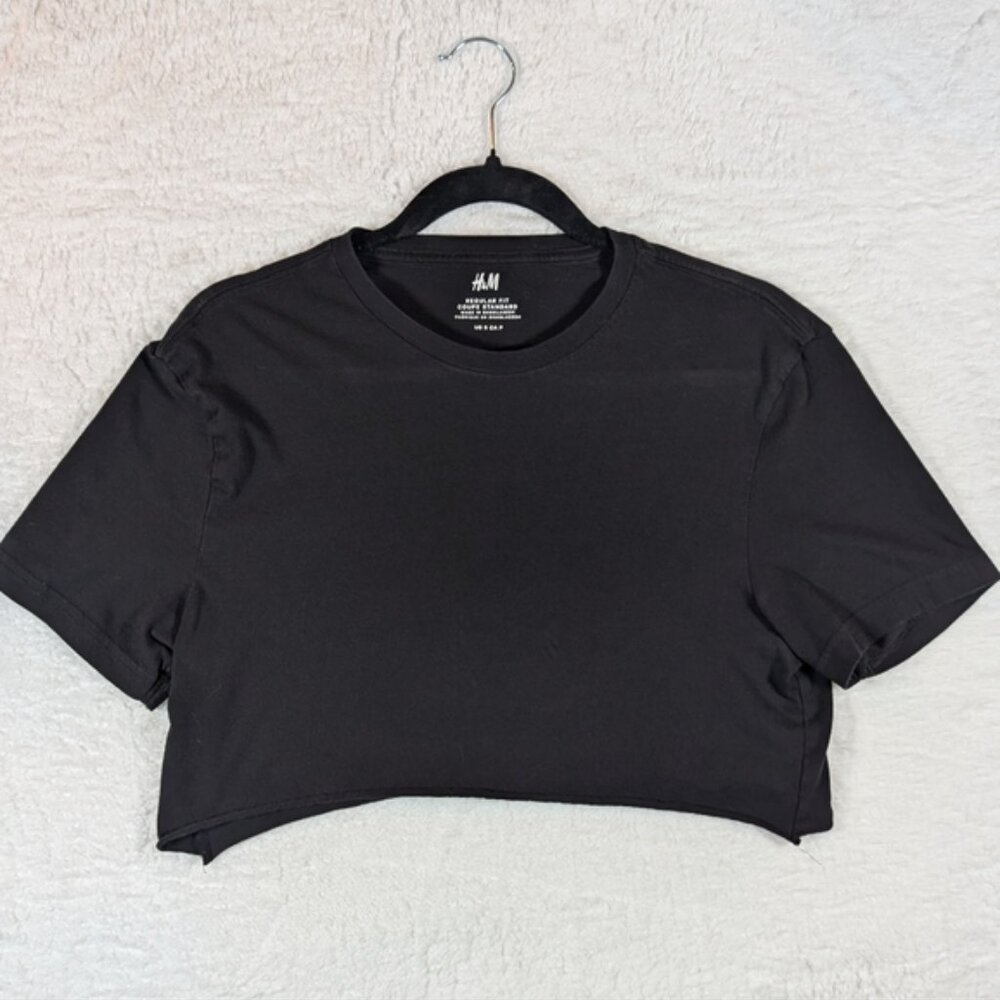 Nwot H&amp;M Classic Black Short Sleeve Crop Top Oversize
